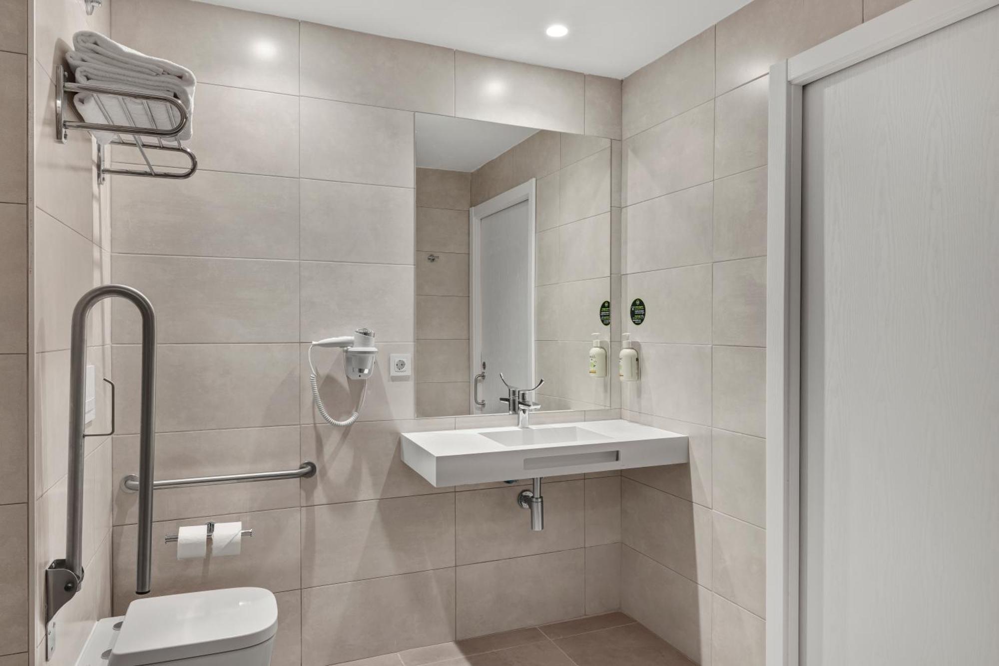B&B Hotel Madrid Fuenlabrada Retail Park Exterior foto